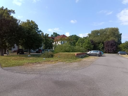 5 Parkplatzfläche.jpg