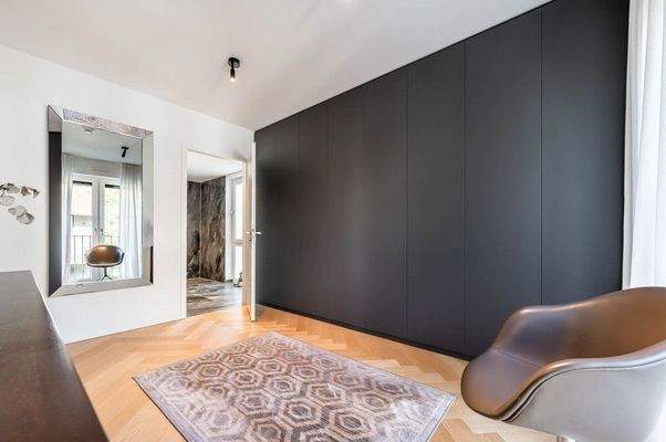 Schrankwand in der Ankleide