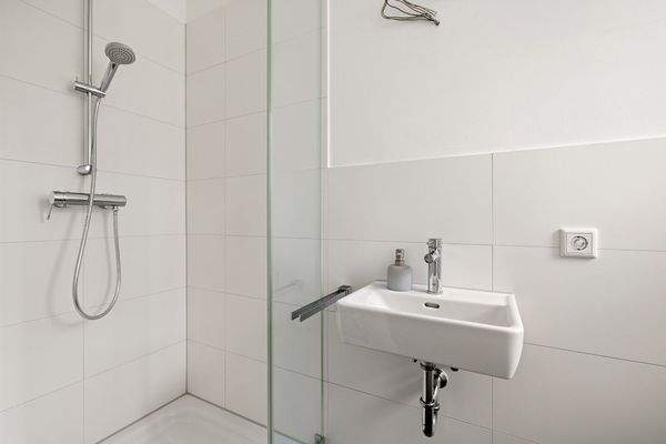 ... mit bodengleicher Dusche