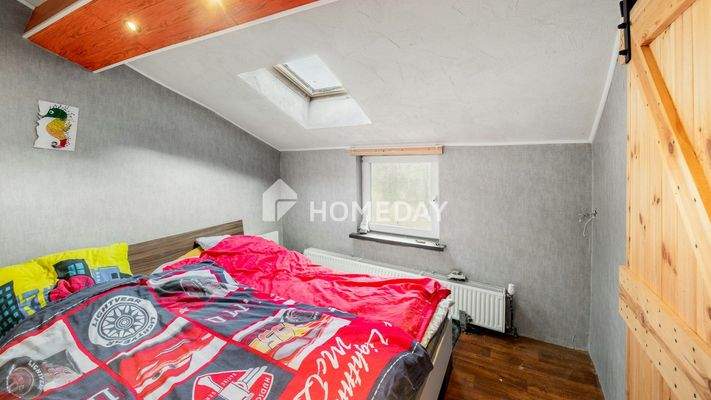 1. OG Elternschlafzimmer 1