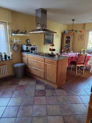 Küche und Esszimmer