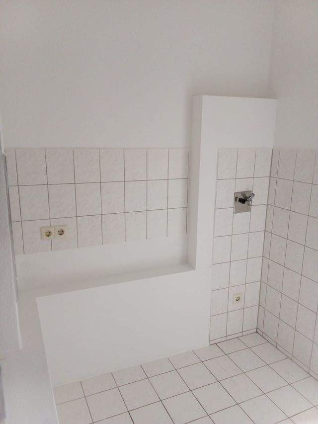 Renovierte 2 Raum Wohnung in Oberhohndorf Zwickau ab sofort zu vermieten - Photo 2