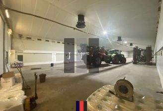 Halle Innenansicht 3