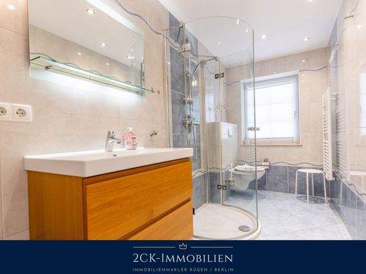 Badezimmer, tagesbelichtet