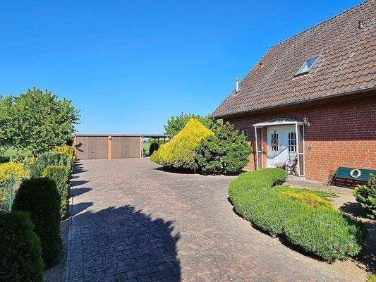 Die Grundstückszufahrt.jpg