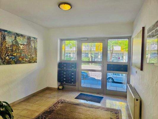 Apartmenthaus - Eingansbereich