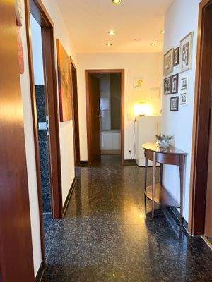 Eleganter Flurbereich...!!