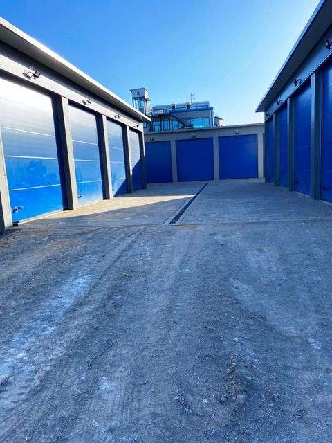 Güstrow Halle, Güstrow Hallenfläche