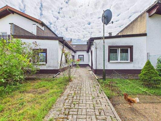 Baugrundstück mit Bungalow in Saarbrücken 