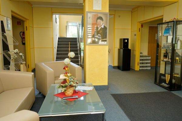 Eingangsbereich_Lounge_2