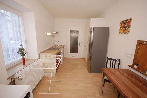 Küchenraum mit Einbauküche