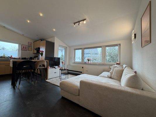 Lorcher Straße 13_2 Zi._Wohnzimmer_Küche