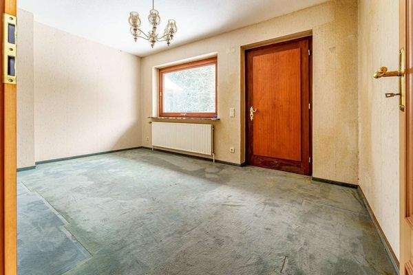 Kinderzimmer/Büro EG