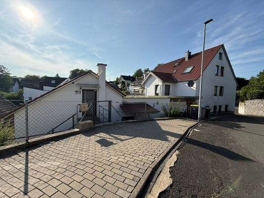 Top-Renditeobjekt: 6-Parteienhaus mit 43.020 € Jahresmiete – saniert 2023.