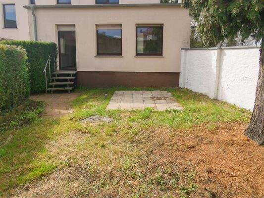 Terrasse und Gartenanteil EG