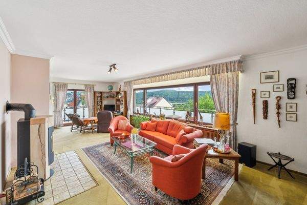 großzügiger Wohnbereich EG