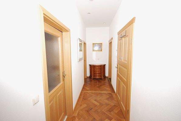 4-Zimmer-Ferienwohnung-AW5-2-019-flur 1.jpg