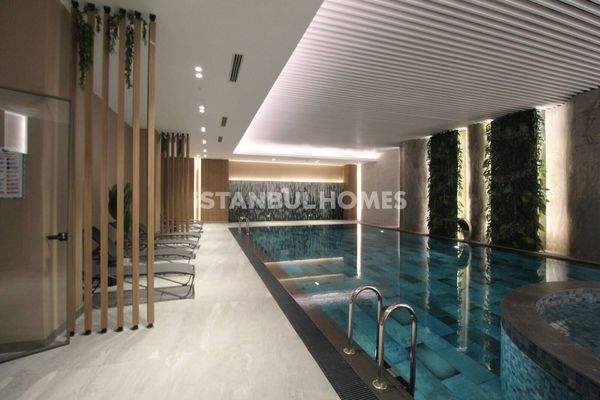 City-View Apartments with Pools and Sports Fields in Başakşehir