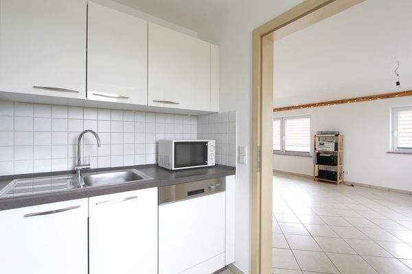 ...und Zugang zur Küche...