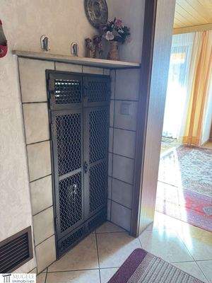 Öl-Zentral / Warmluft-Heizsystem mit Luftschächten