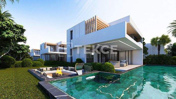 Detached Villas Near Shopping Center in Kuşadası Aydın