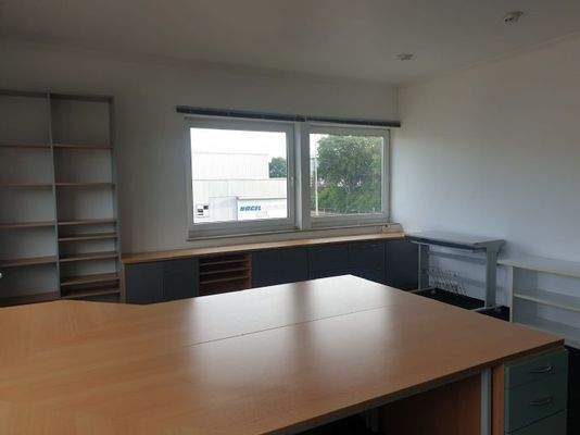 Büroraum 1-3 - Kopie - Kopie