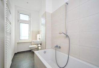 großes Tageslichtbad