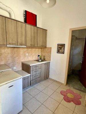 Kreta, Neapoli: Stadthaus mit Garten und Terrasse zu verkaufen