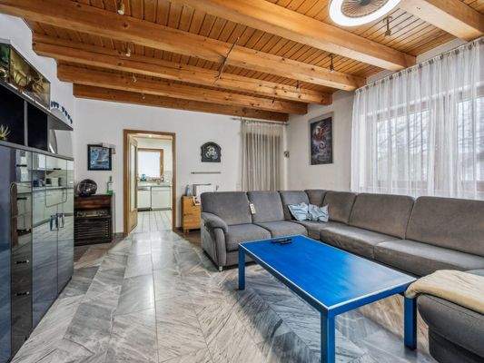 Wohn- und Esszimmer I