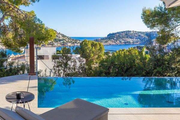 Salzwasser-Infinitypool