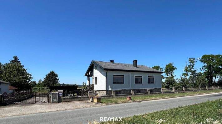 Ansicht von der Zufahrt