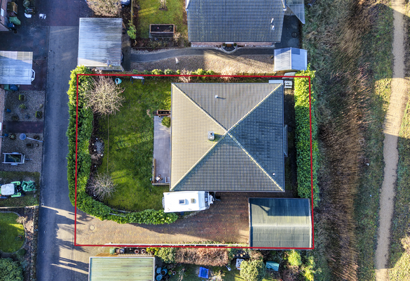 Drohne_Draufsicht_roter _Rahmen