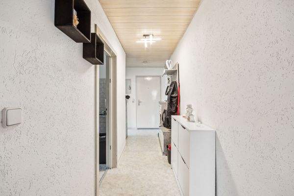 Flur | Eingangstüre