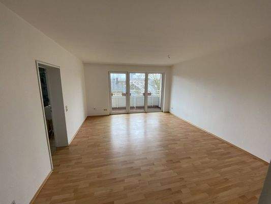 Wohnung-Gießen-Diezstraße-7-10200-042-C5.5-Wohnzim