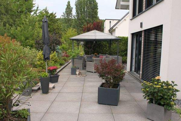 Terrasse mit Pavillion