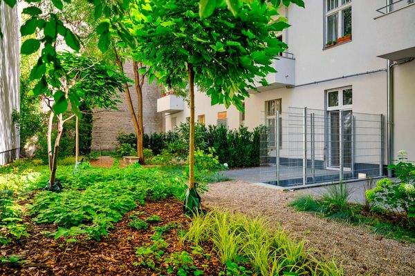 KudammResidenz_Garten2_Juli24_00006-Standard