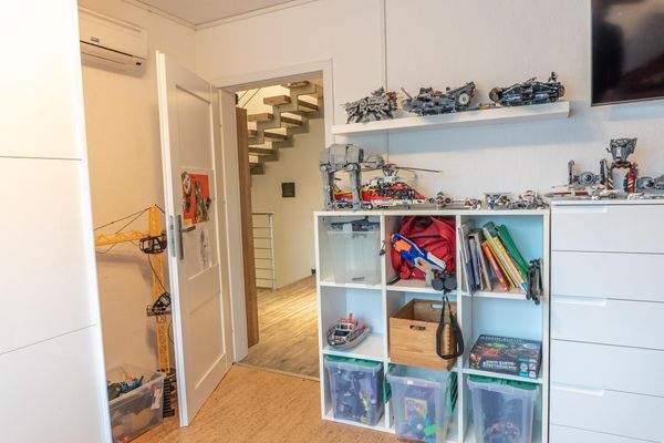 Einfamilienhaus Kind EG