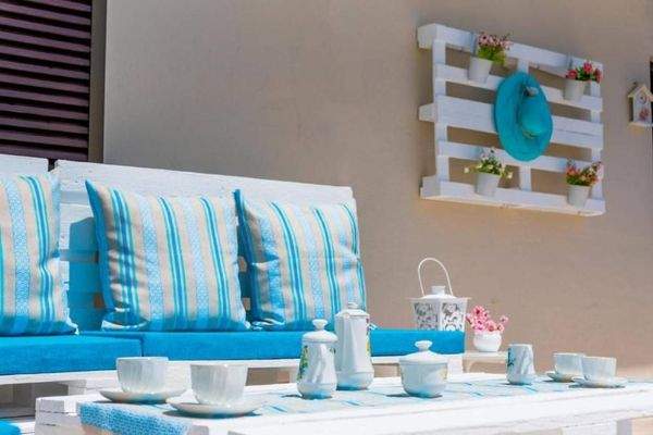 Kreta, Misiria: Großes Haus mit 3 einzelnen Apartments zu verkaufen