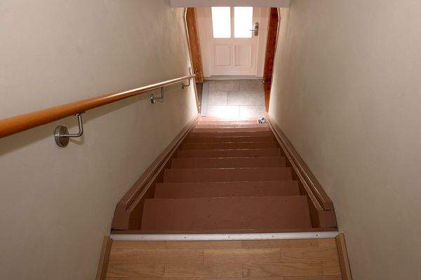 Treppe ins Obergeschoss