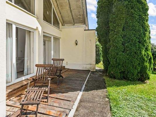 Terrasse mit Kamin_1