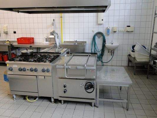 Gaskochfeld mit Abzugshaube