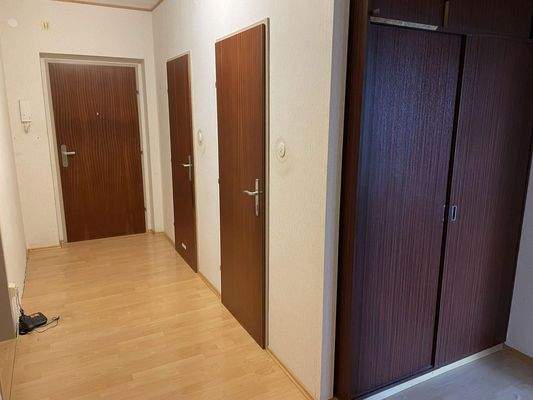 Vorraum Blick zum Eingang