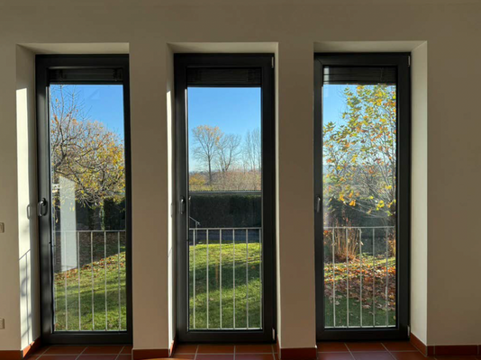 14 - Blick in den Garten.png