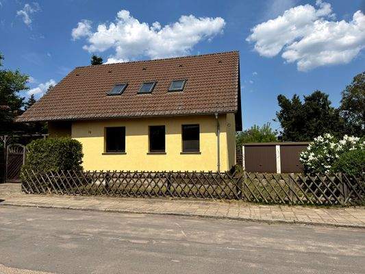 Derben Straßenseite 05.2025.jpg