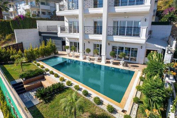 Stunning City and Sea View Villa in Alanya Turkey
