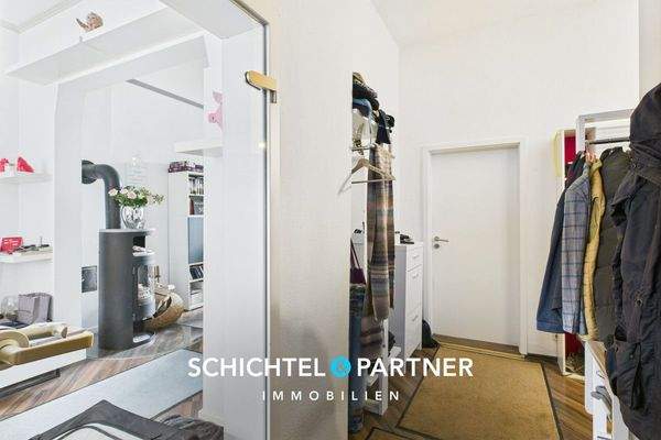 S&P | Eingangsbereich