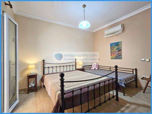 ec4ffdaa27c44d4abee96fb33b3e1002-original