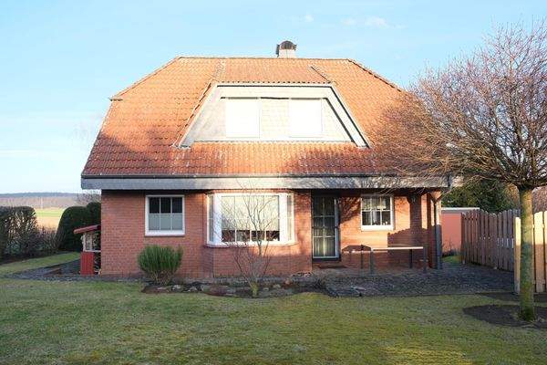 Hausansicht vom Garten