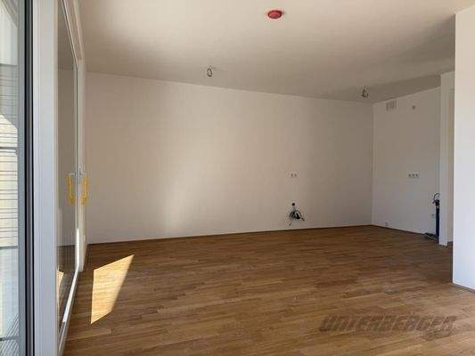 20251107_105635465_iOS