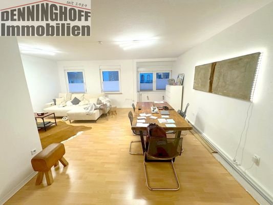 Wohn-/Esszimmer 3.OG rechts